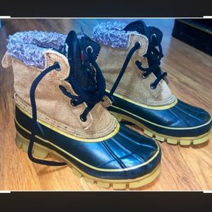 Insoles of DuPont ThermoLite Perf Insulation Boot